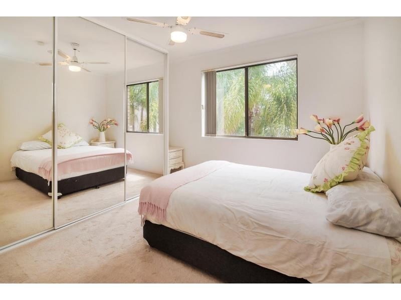 14/490 Marine Parade, Biggera Waters QLD 4216