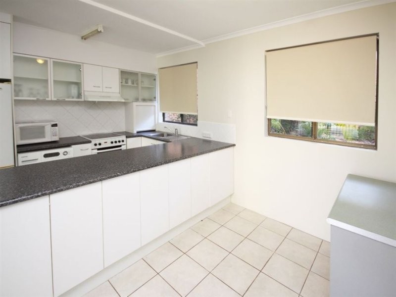 6/490 Marine Parade, Biggera Waters QLD 4216