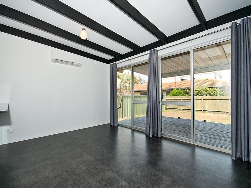 94 Stradbroke Street, Runaway Bay QLD 4216