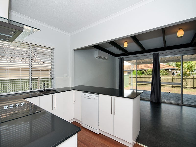 94 Stradbroke Street, Runaway Bay QLD 4216