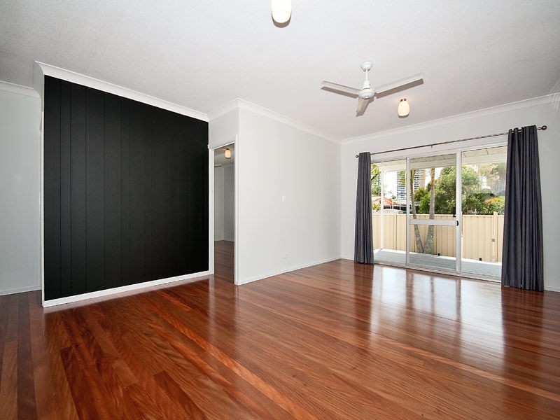 94 Stradbroke Street, Runaway Bay QLD 4216