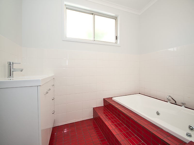 94 Stradbroke Street, Runaway Bay QLD 4216