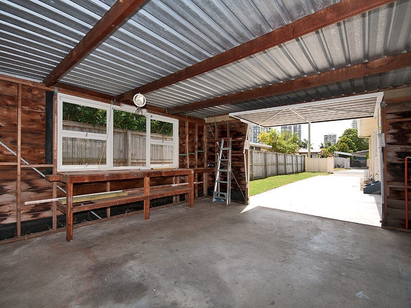 94 Stradbroke Street, Runaway Bay QLD 4216