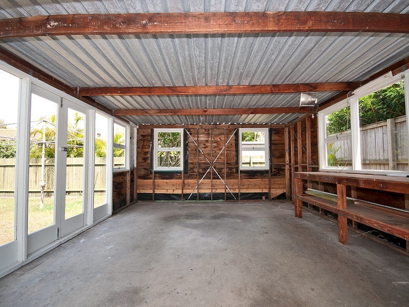 94 Stradbroke Street, Runaway Bay QLD 4216