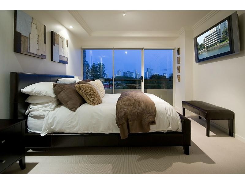 Unit 19/1 Peninsular Drive, Surfers Paradise QLD 4217