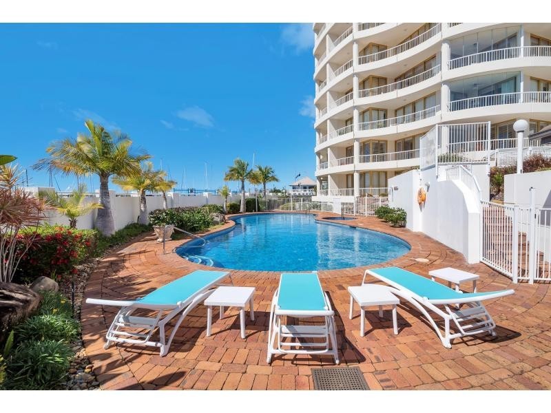 1/19 Oatland Esplanade, Runaway Bay QLD 4216