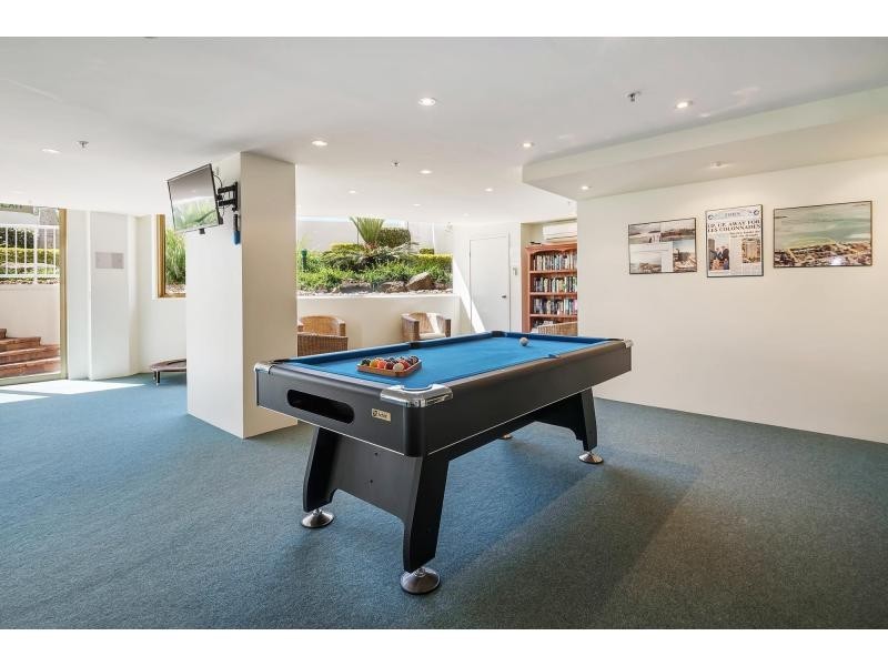 1/19 Oatland Esplanade, Runaway Bay QLD 4216