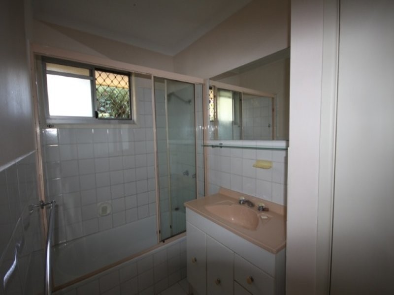 Hollywell QLD 4216