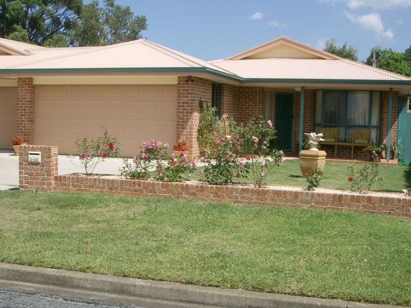 2/24 Belle Villa Parade, Old Bar NSW 2430