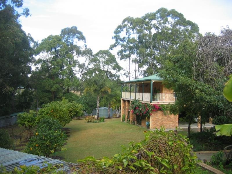 6 Voss Place, Mitchells Island NSW 2430