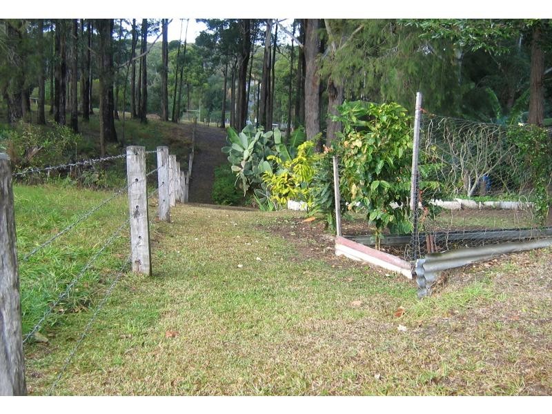 6 Voss Place, Mitchells Island NSW 2430