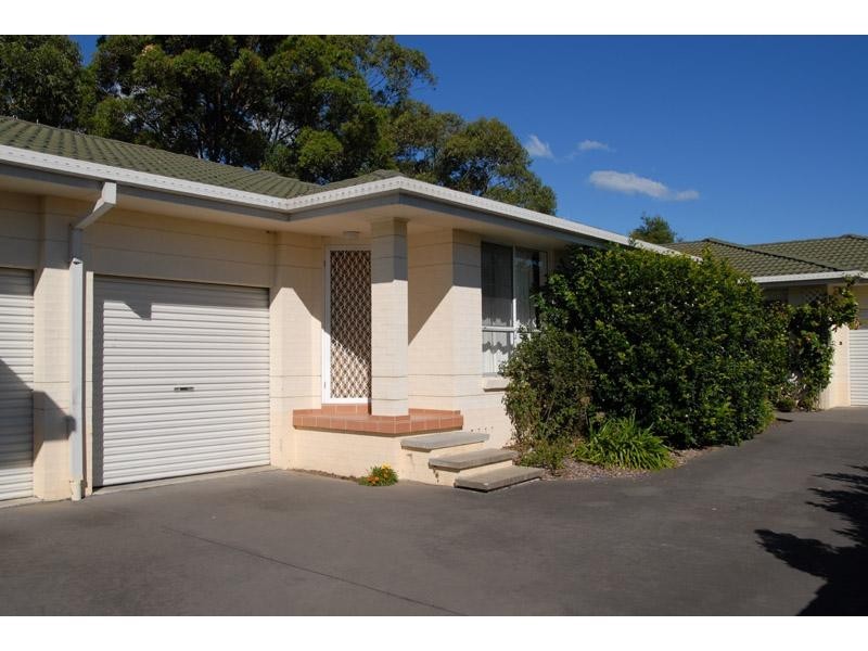 2/58 Old Bar Road, Old Bar NSW 2430