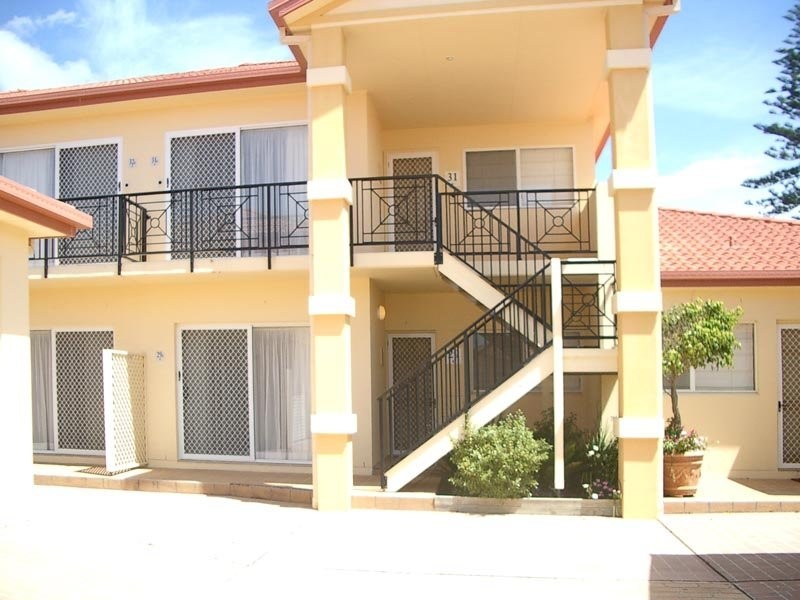 32/32 Lewis Street, Old Bar NSW 2430