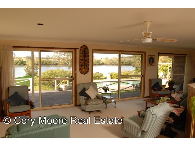 759 Manning Point Road, Oxley Island NSW 2430