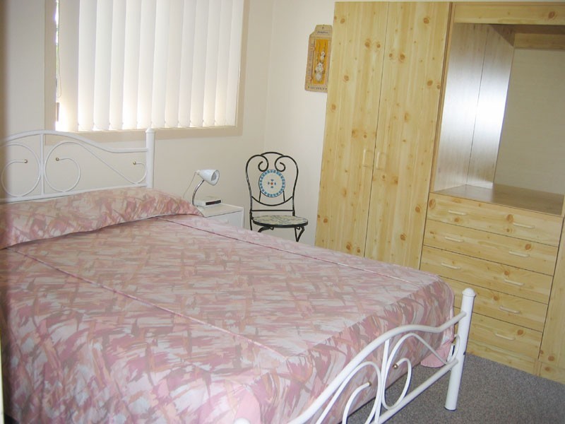 3/39-41 Old Bar Road, Old Bar NSW 2430