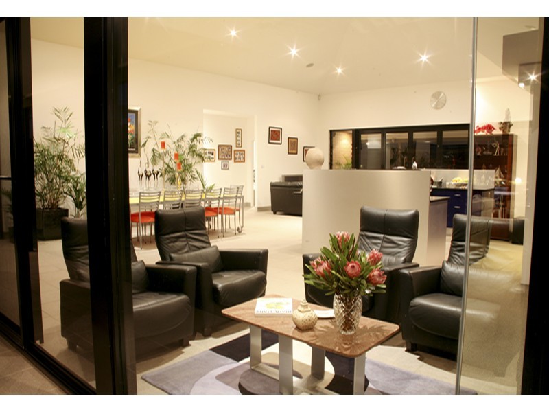 Oxley Island NSW 2430