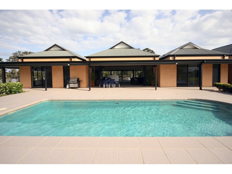 Oxley Island NSW 2430