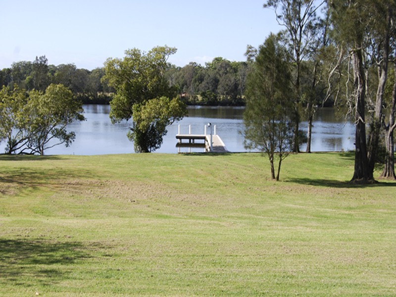 Oxley Island NSW 2430