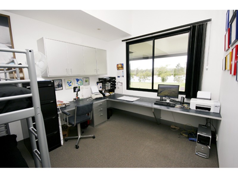 Oxley Island NSW 2430