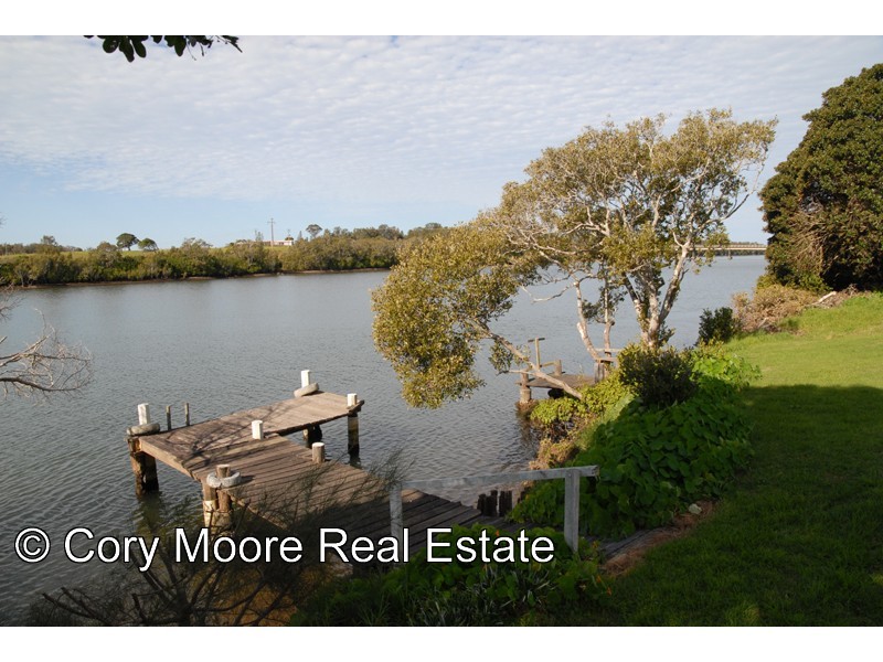 Oxley Island NSW 2430