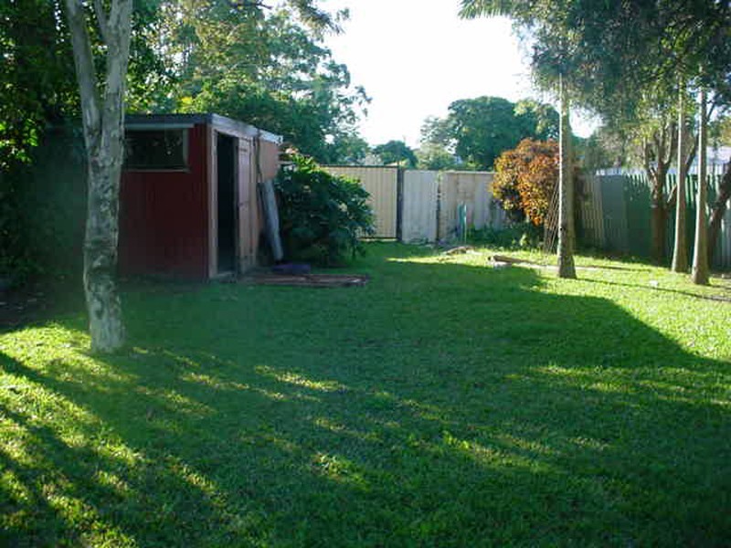 18 Upper Holborn Street, Deception Bay QLD 4508