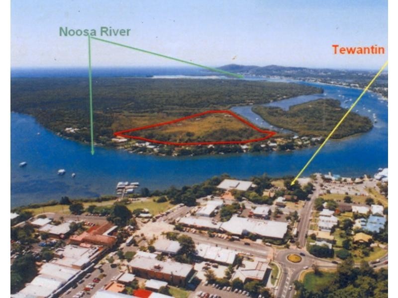 20 Noosa River Drive, Noosa North Shore QLD 4565