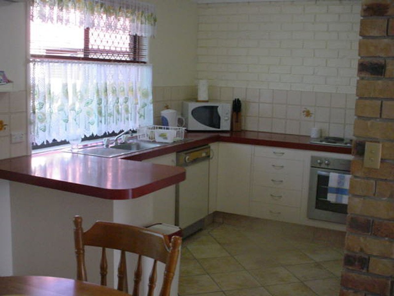 8 Oxford Street, Rothwell QLD 4022