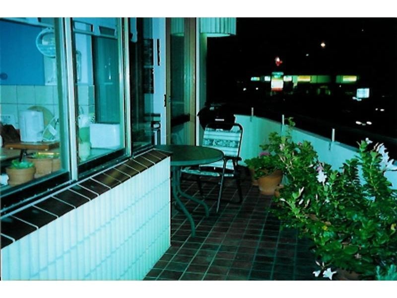 9/2940 Gold Coast Highway, Surfers Paradise QLD 4217