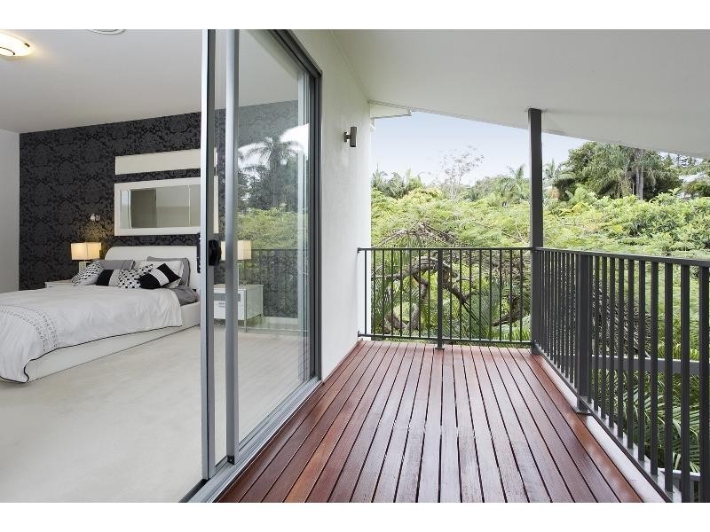 31 Pine Street, Hamilton QLD 4007