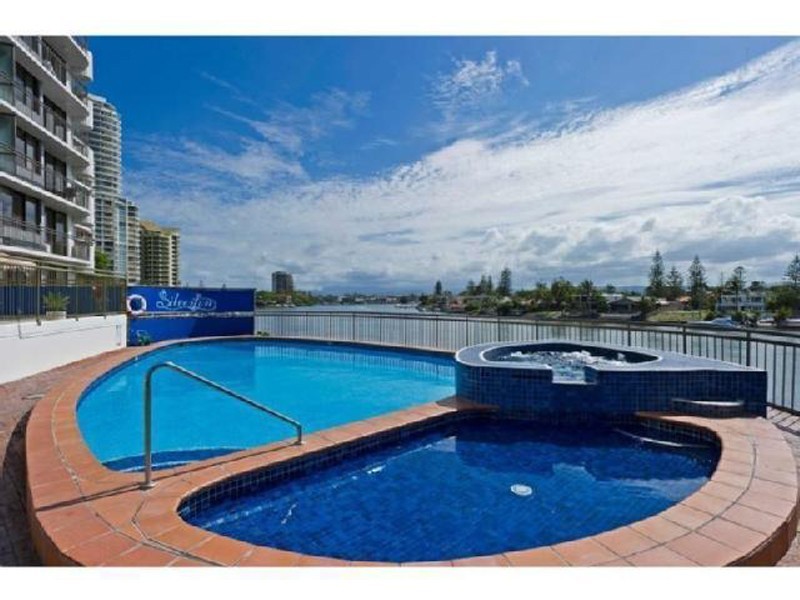 9/2940 Gold Coast Highway, Surfers Paradise QLD 4217