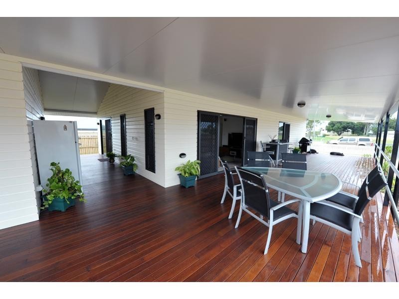 Burnett Heads QLD 4670