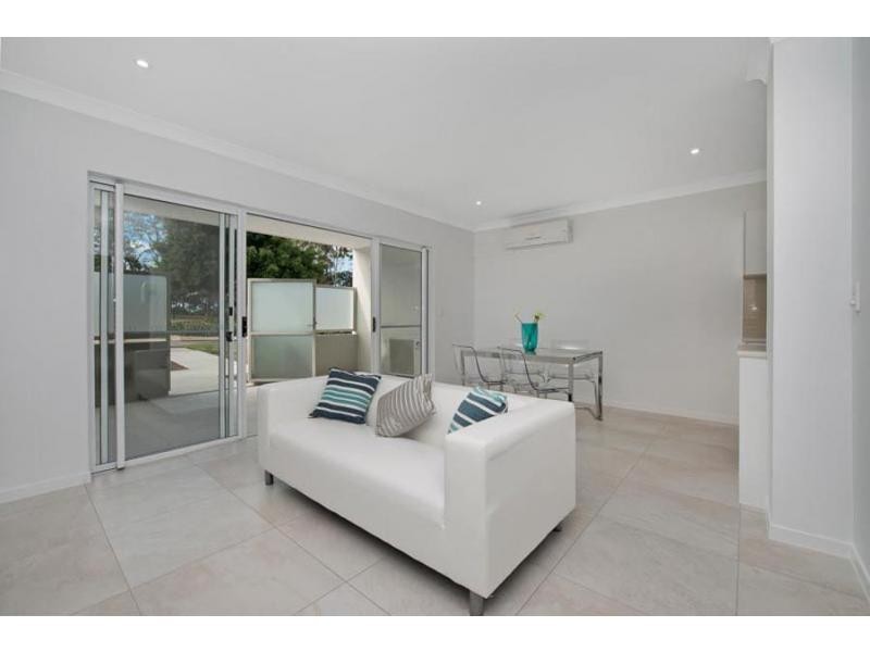 1/7 Captain Cook Parade, Deception Bay QLD 4508