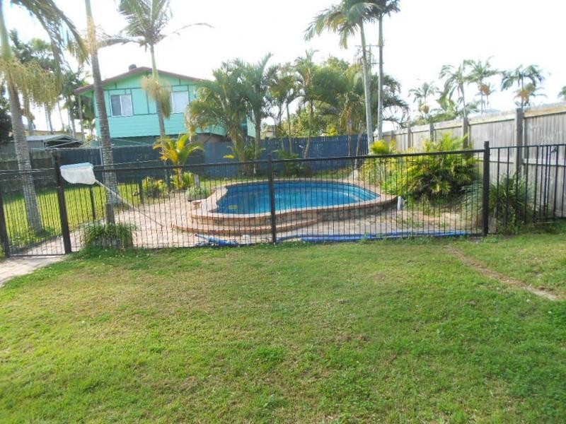 39 Seaview Parade, Deception Bay QLD 4508