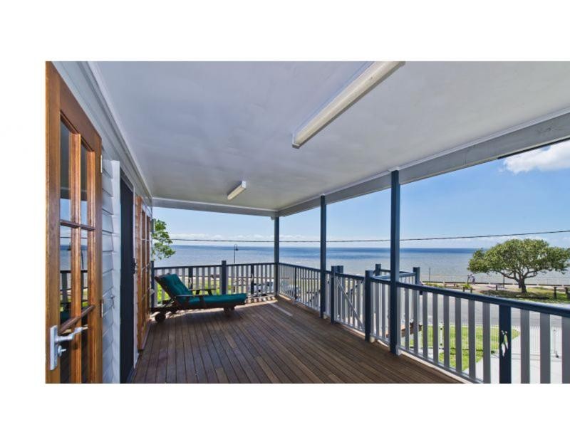 93 Esplanade  North, Deception Bay QLD 4508