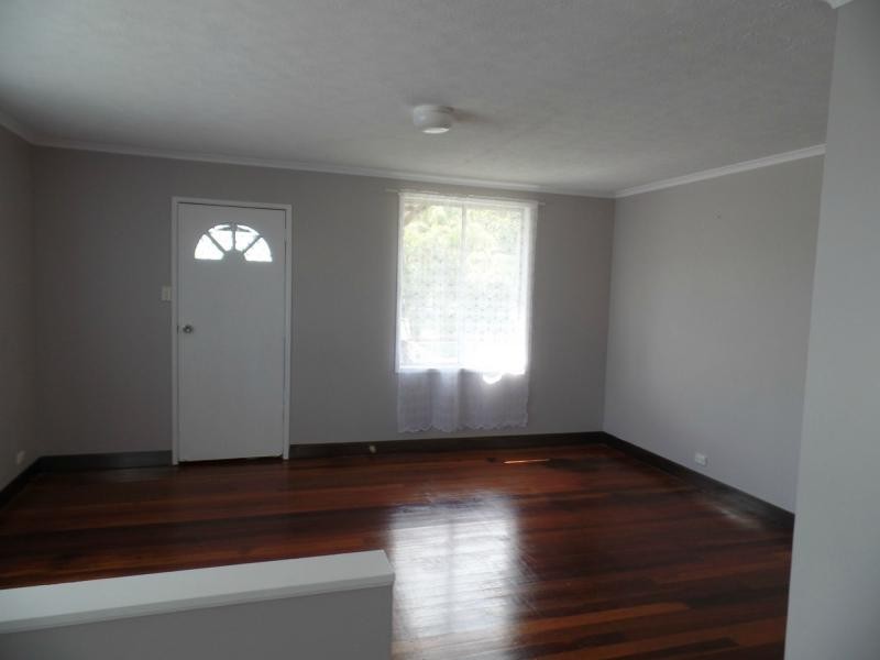 8 Seaview Parade, Deception Bay QLD 4508