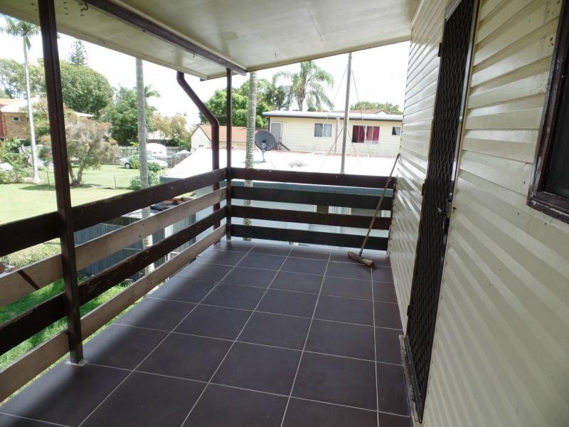 8 Seaview Parade, Deception Bay QLD 4508