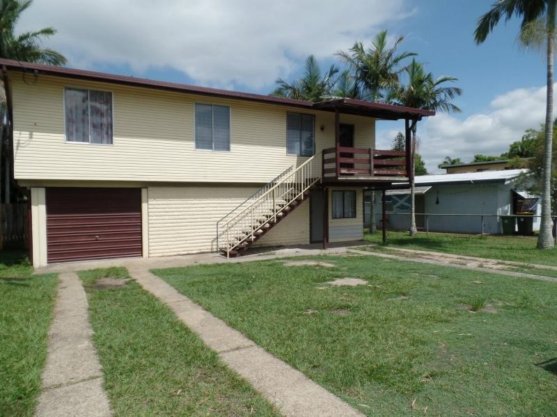 8 Seaview Parade, Deception Bay QLD 4508