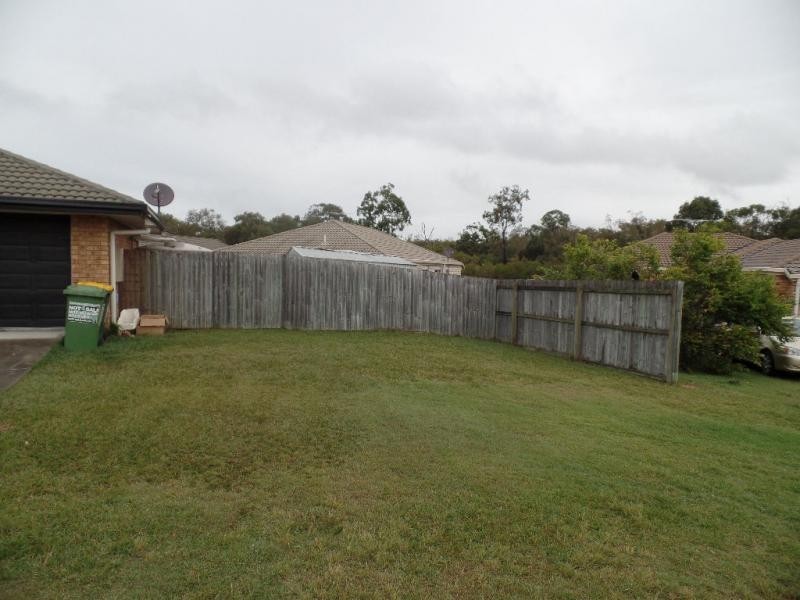 Rothwell QLD 4022