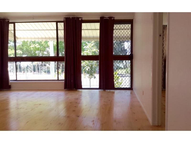 21 Captain Cook Parade, Deception Bay QLD 4508