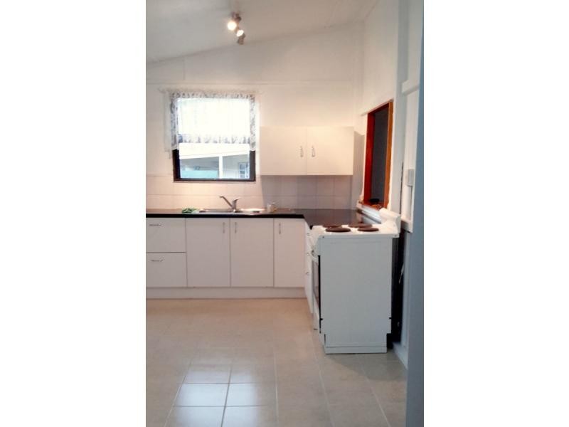 21 Captain Cook Parade, Deception Bay QLD 4508