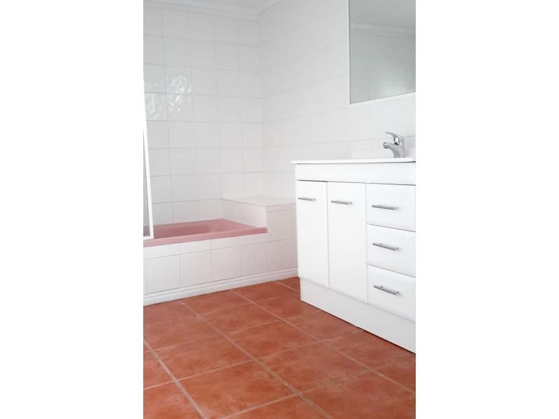 21 Captain Cook Parade, Deception Bay QLD 4508