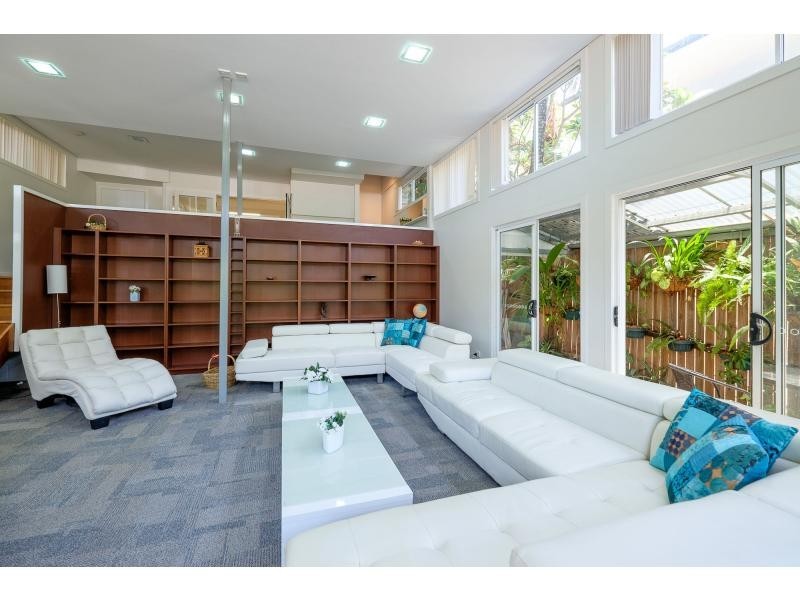 29 Agnes Street, Auchenflower QLD 4066