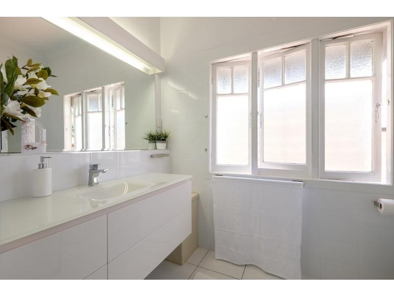 29 Agnes Street, Auchenflower QLD 4066