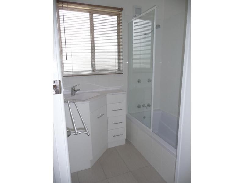 37 Seaview Parade, Deception Bay QLD 4508