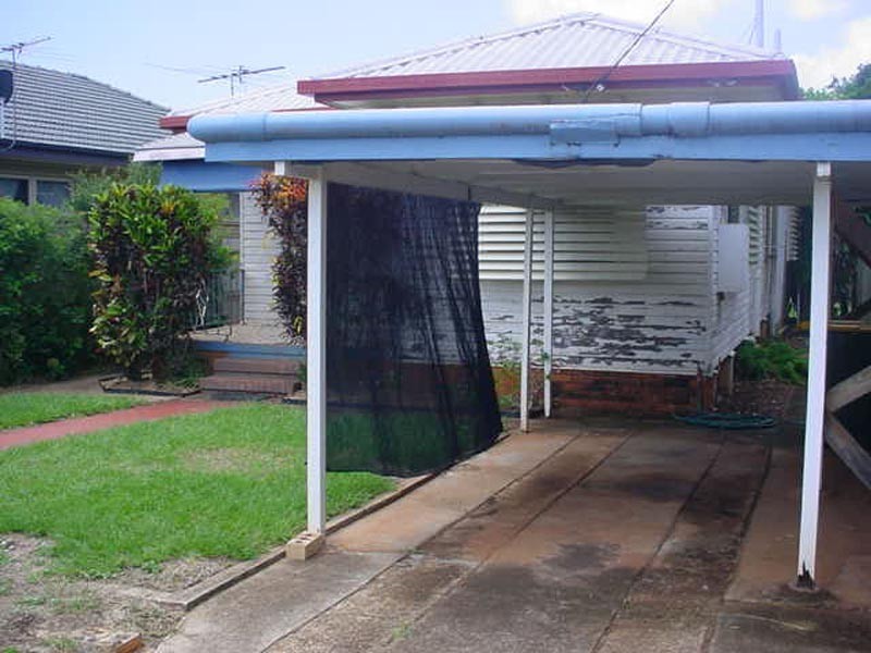 596 Oxley Avenue, Scarborough QLD 4020