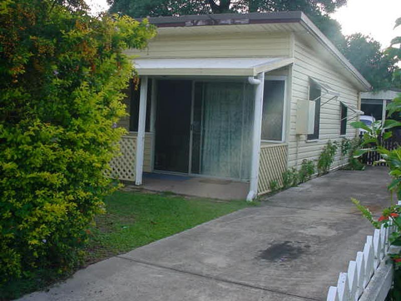 8 Airlie Avenue, Deception Bay QLD 4508