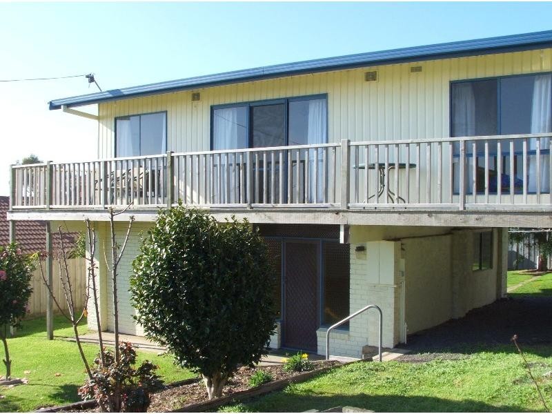 22 Stuart Street, San Remo VIC 3925