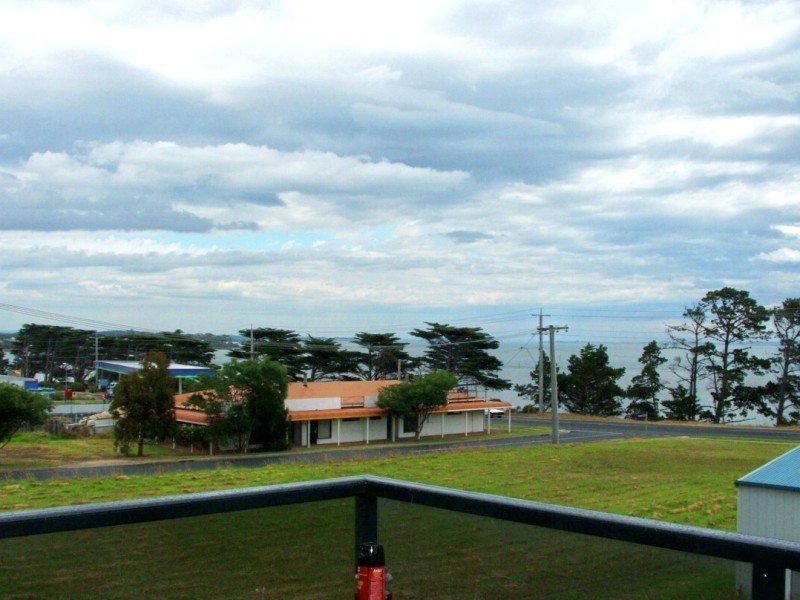 1/44 Genista Street, San Remo VIC 3925