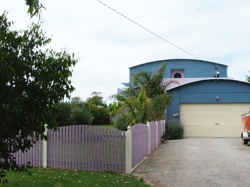 31 School Avenue, Newhaven VIC 3925