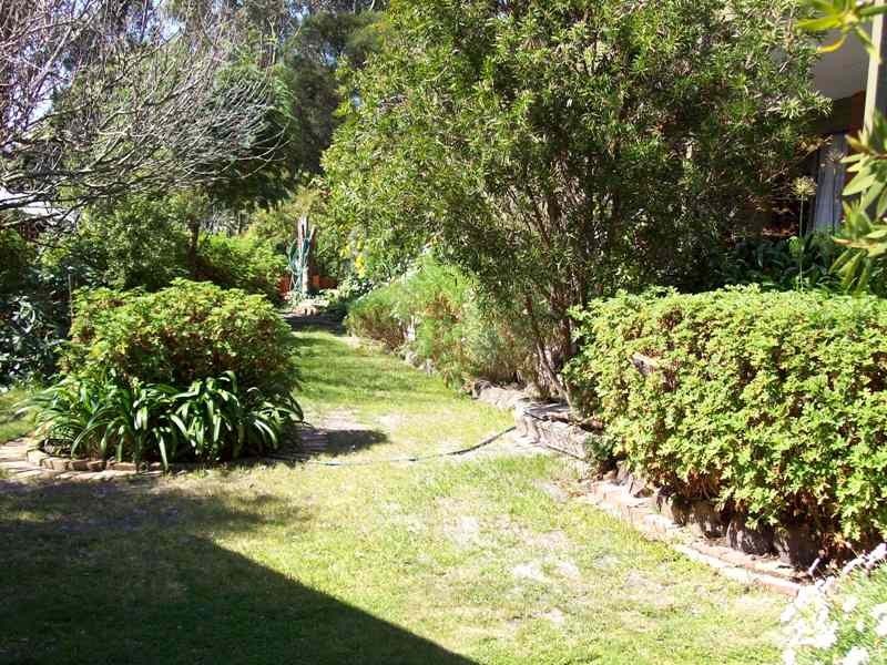 1 Robinson Crescent, Grantville VIC 3984